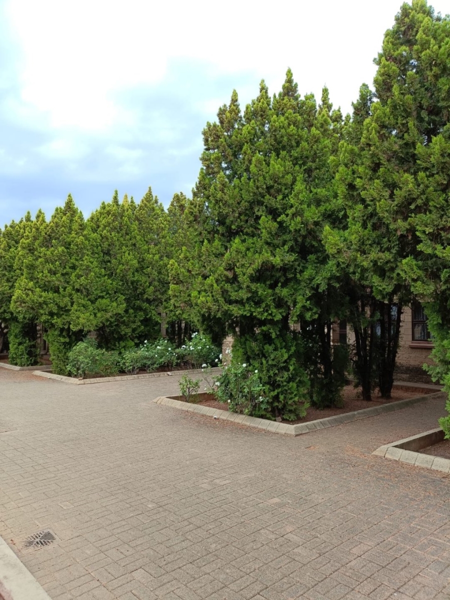 1 Bedroom Property for Sale in Brandwag Free State